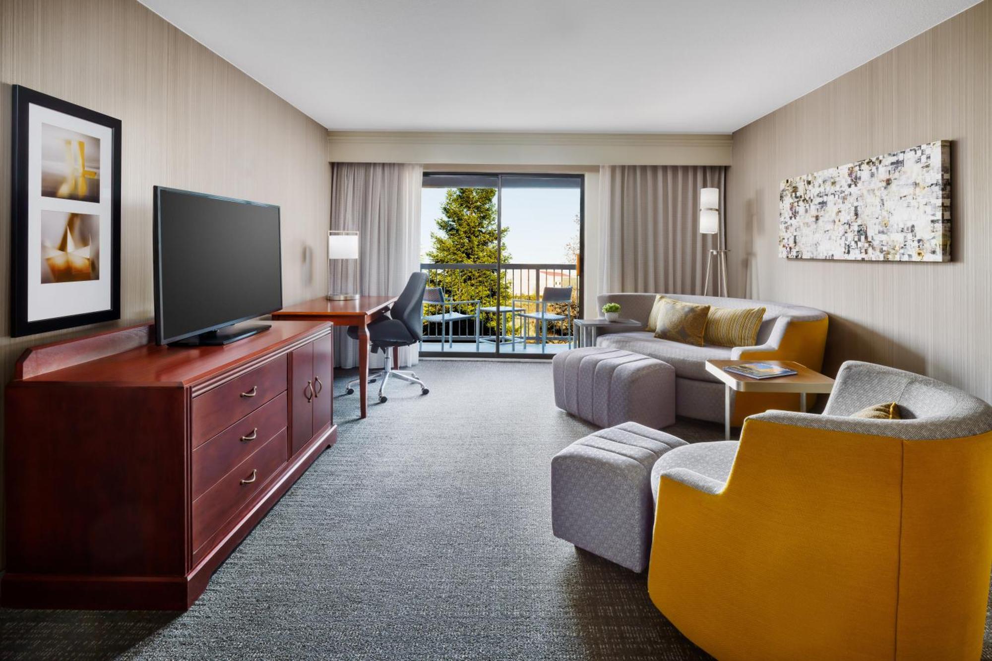 Courtyard By Marriott Roseville Galleria Mall/Creekside Ridge Drive Buitenkant foto
